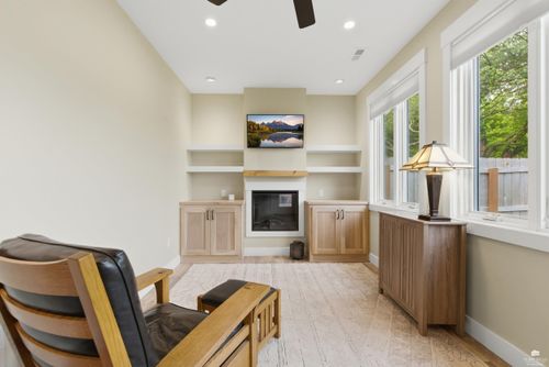 111 Fees Circle, Wamego, KS, 66547 | Card Image