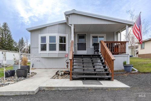 310-411 N Almon St, Moscow, ID, 83843-9716 | Card Image