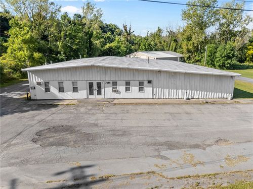 7696 State Route 31, Lyons, NY, 14489-9116 | Card Image