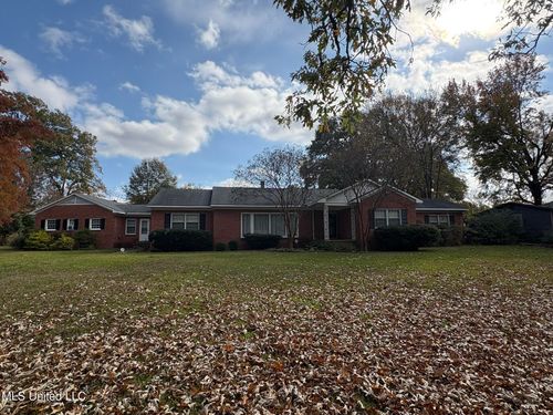 406 Leflore Ave, Belzoni, MS, 39038-3716 | Card Image