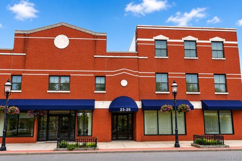 25-23-25 Spring St, Ossining, NY, 10562-4700 | Card Image