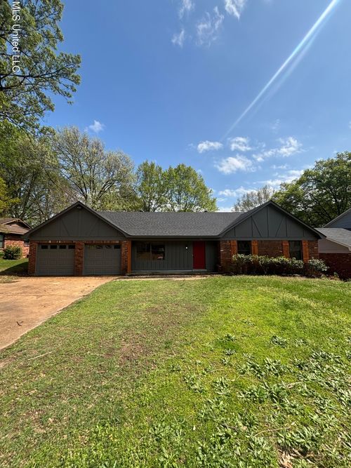 747 Cumberland Cv, Southaven, MS, 38671-3920 | Card Image