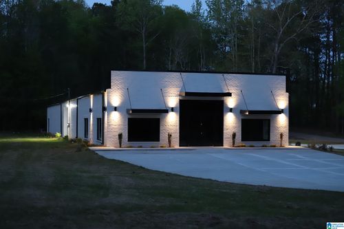 8004 Micklewright Rd, Trussville, AL, 35173-2218 | Card Image