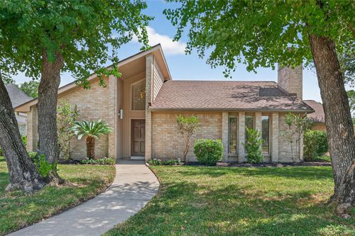 8602 Rauch Ct, Jersey Village, TX, 77040-1230 | Card Image