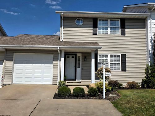 4014 Pinehurst Dr, Morgantown, WV, 26505-8028 | Card Image