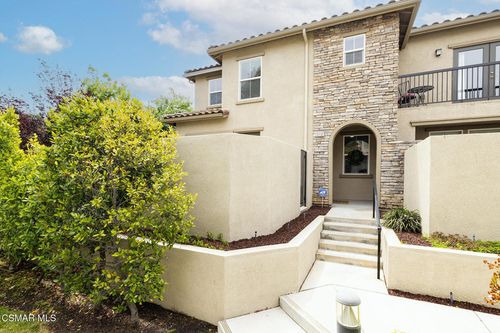 1513 Silver Shadow Dr, Newbury Park, CA, 91320-3525 | Card Image