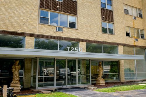 apt-510-7250 N Western Ave, Chicago, IL, 60645-1824 | Card Image