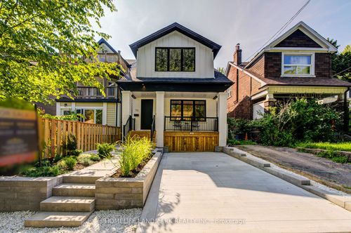 70 Hiawatha Rd, Toronto, ON, M4L2X8 | Card Image