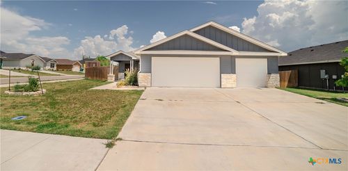 770 Freedom Cir, Nolanville, TX, 76559-2555 | Card Image