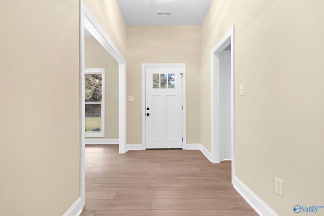 1112 Mountainview Rd Ne, House other with 4 bedrooms, 3 bathrooms and null parking in Hartselle AL | Image 5