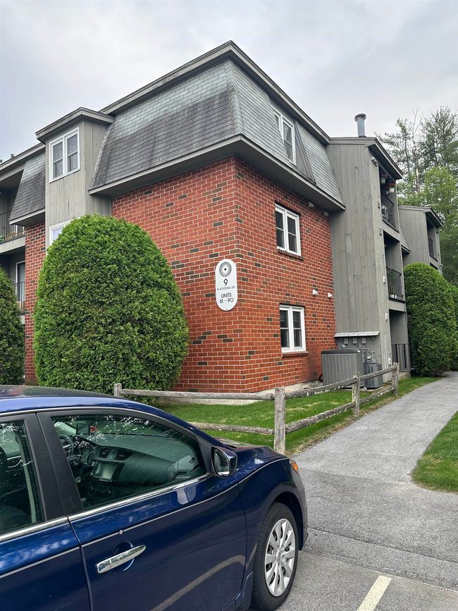 APT-69 - 9 Blackstone Dr, Condo with 2 bedrooms, 2 bathrooms and null parking in Nashua NH | Image 5