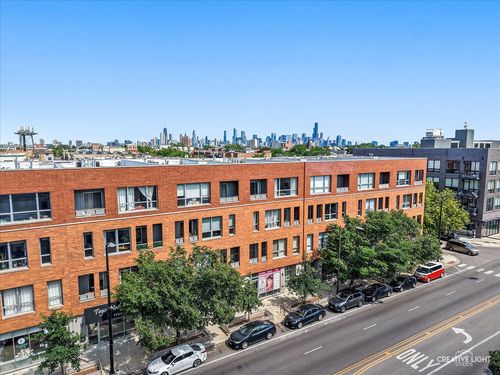 4-1725 N Western Ave, Chicago, IL, 60647-6585 | Card Image