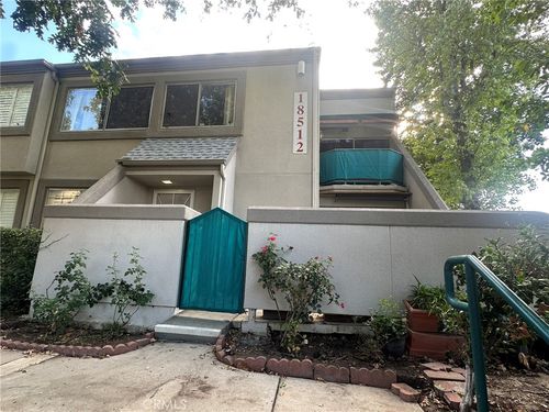 unit-e-18512 Mayall St, Northridge, CA, 91324-1427 | Card Image