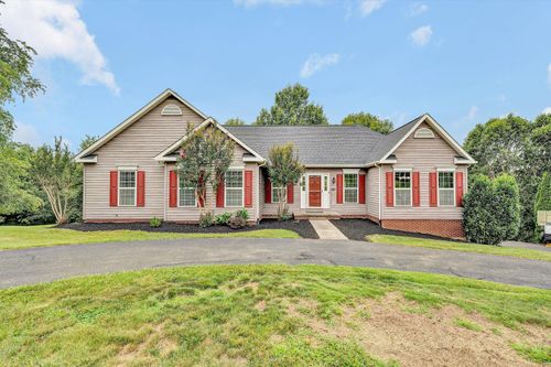 2248 Green Level Rd, Boones Mill, VA, 24065-3843 | Card Image