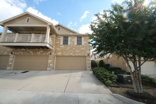 3502-16100 Great Oaks Dr, Round Rock, TX, 78681-5784 | Card Image