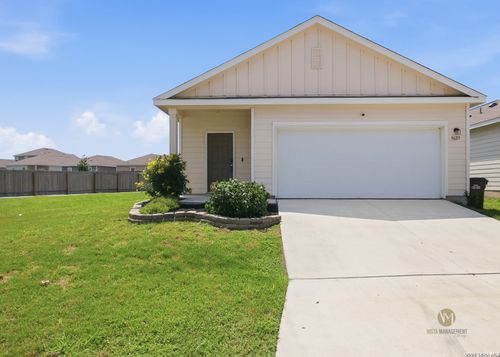 5625 Pearl Mdw, Converse, TX, 78109-3297 | Card Image