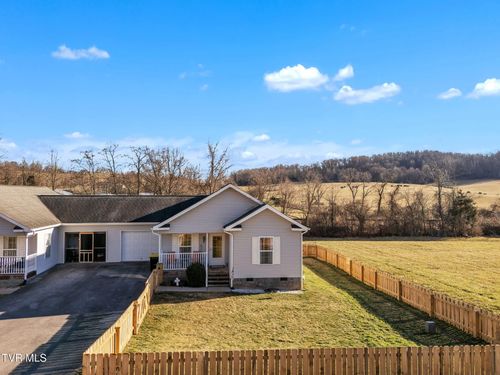 18408 Fortunes Way, Abingdon, VA, 24210-8198 | Card Image