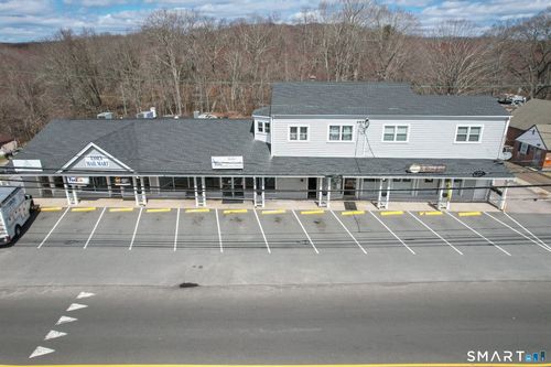 2-33 Main St, Essex, CT, 06426-1134 | Card Image