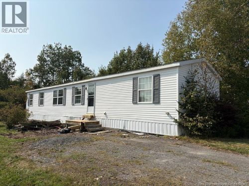 31 Peterson Ave, New Maryland, NB, E3C1P4 | Card Image