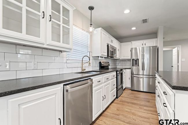 18112 County Road 2142, House other with 3 bedrooms, 3 bathrooms and null parking in Troup TX | Image 14