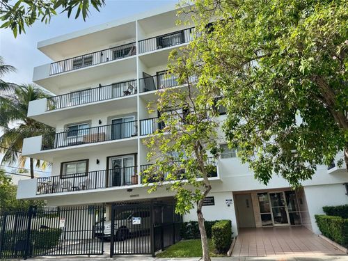 apt-301-1900 Meridian Ave, Miami Beach, FL, 33139-1833 | Card Image