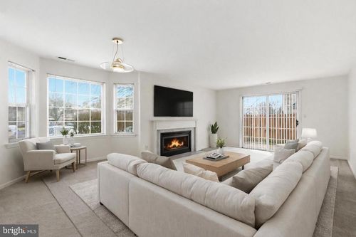 3403 Waltham Ct, YARDLEY, PA, 19067-6367 | Card Image