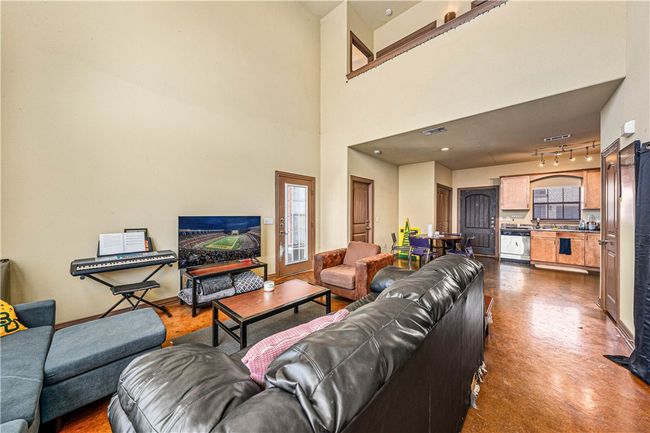 2410 S 2 Nd St, Condo with 3 bedrooms, 3 bathrooms and null parking in Waco TX | Image 16