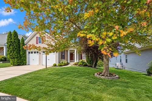 3994 Melting Snow Pl, DUMFRIES, VA, 22025-3639 | Card Image