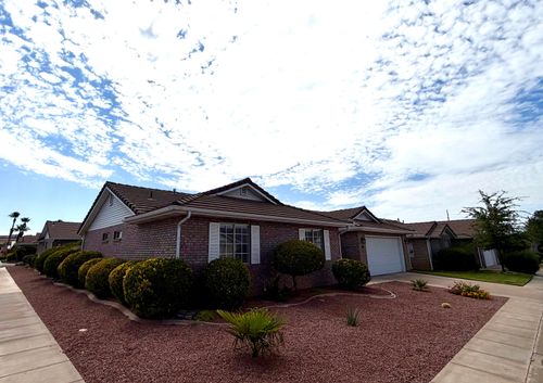 95-1055 E 900 S, St. George, UT, 84790 | Card Image