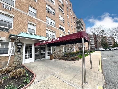 6n-84-29 153rd Ave, Howard Beach, NY, 11414-1956 | Card Image
