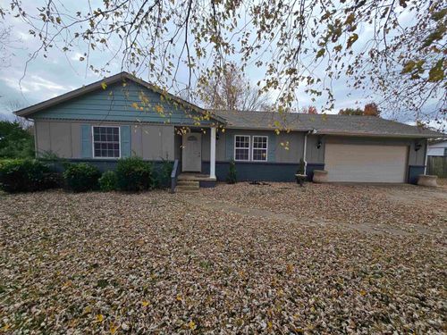 409 Bomber Blvd, Mountain Home, AR, 72653-4604 | Card Image