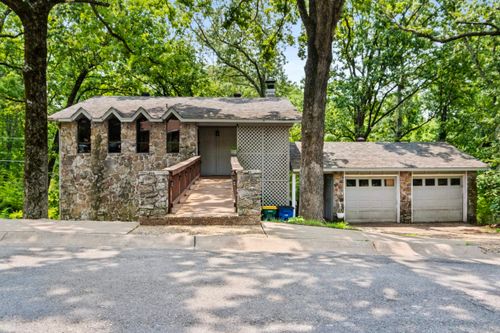 2213 Cedar Creek Rd, North Little Rock, AR, 72116-5710 | Card Image