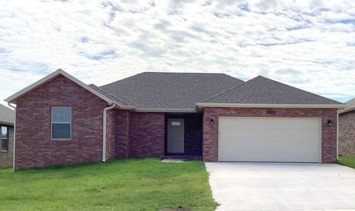 3800 W Riley St, Bolivar, MO, 65613-4203 | Card Image