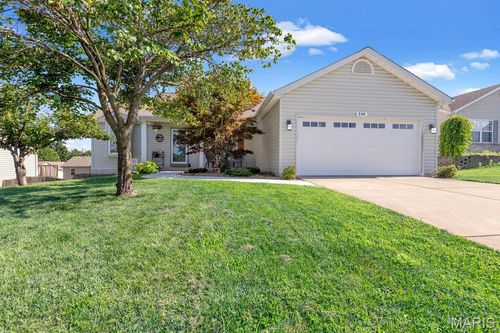 590 Glen Eagle Dr, Troy, MO, 63379-3493 | Card Image