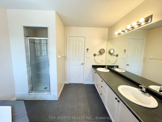 32 Headwater Cres, House other with 5 bedrooms, 5 bathrooms and 2 parking in Richmond Hill ON | Image 22