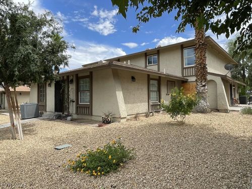 3-1351 Dorothy Ave, Las Vegas, NV, 89119-6419 | Card Image