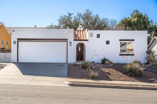 760 Indian Hollow Rd, Las Cruces, NM, 88011-8611 | Card Image