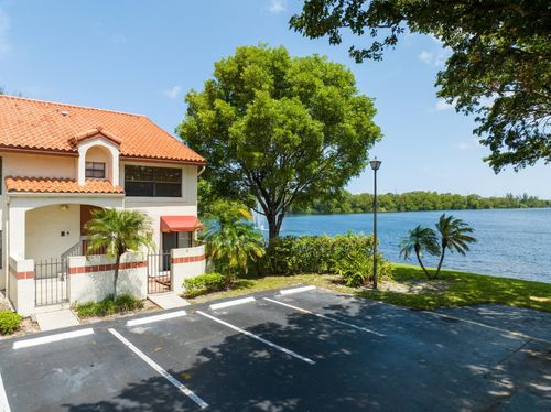 112-112 Liberty Ct, Deerfield Beach, FL, 33442-9104 | Card Image
