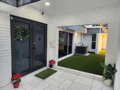 5707 White Hickory Cir, Tamarac, FL, 33319-3021 | Card Image