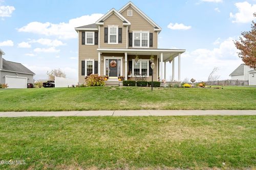 9 Willis Way, Malta, NY, 12020-4545 | Card Image