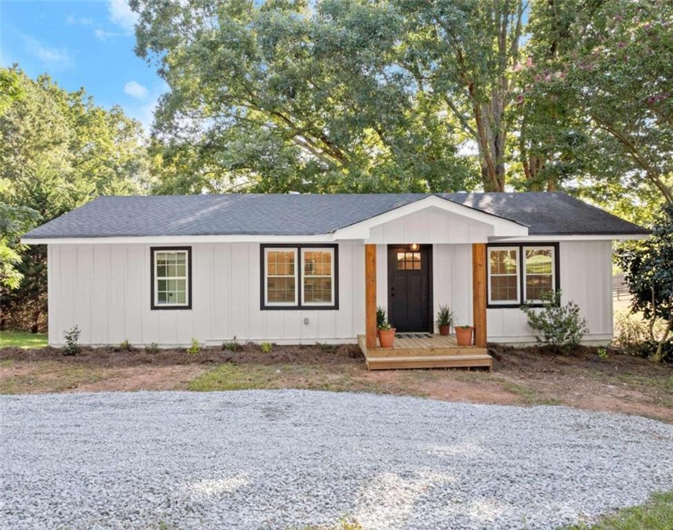 Moon Bridge Rd, Winder, GA 30680