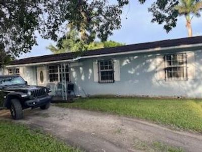 333 Nw 10th Street Nw, House other with 4 bedrooms, 1 bathrooms and null parking in Belle Glade FL | Image 1