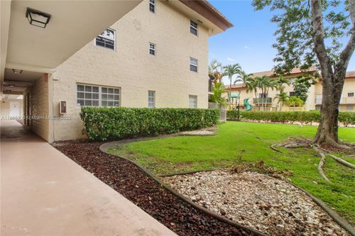 apt-107-8600 Sw 109th Ave, Miami, FL, 33173-4464 | Card Image