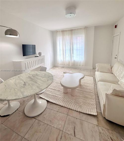 104-801 8th St, Miami Beach, FL, 33139-8515 | Card Image