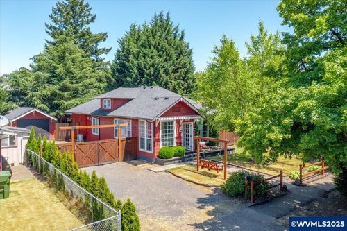 845 Norway St Ne, Salem, OR, 97301 | Card Image
