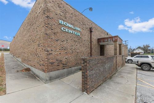 304 W South St, Perryville, MO, 63775-2545 | Card Image