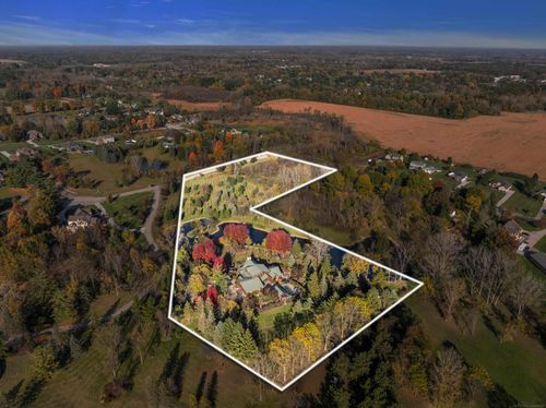 8252 Sandi Ln, Bruce Twp, MI, 48065-3161 | Card Image