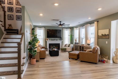 836 Redmill Ln, Duncan, SC, 29334-7905 | Card Image