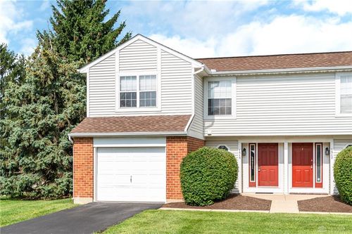 1515 Eagle Highlands Dr, Fairborn, OH, 45324-6240 | Card Image