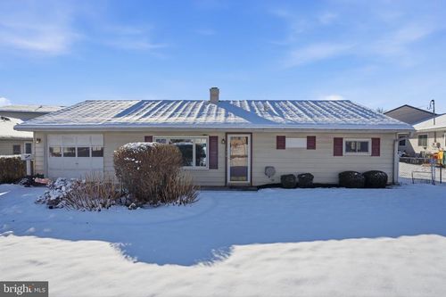 320 Doone Rd, FAIRLESS HILLS, PA, 19030-2229 | Card Image